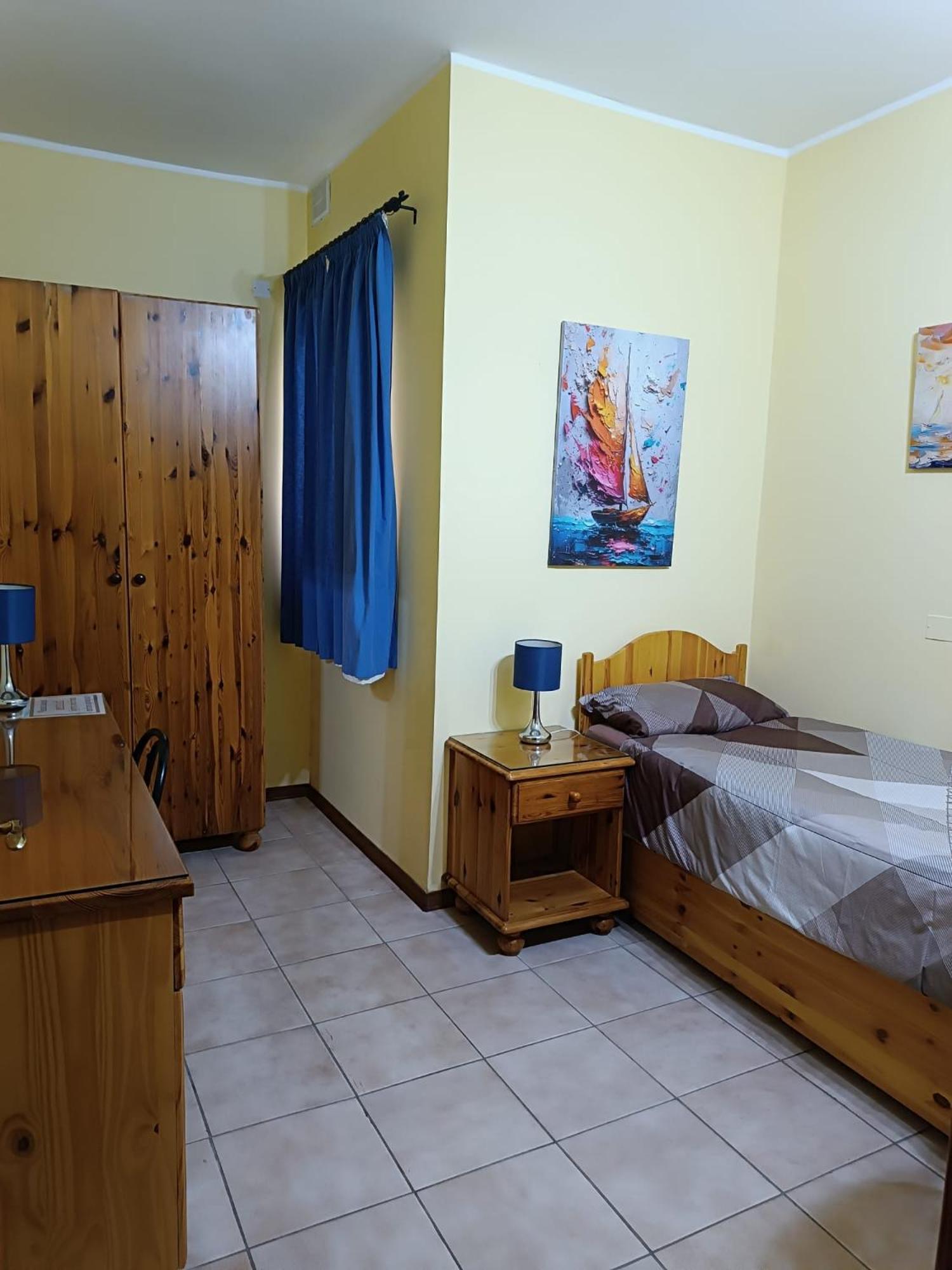 31 Memories Bed and Breakfast Pembroke Exteriör bild